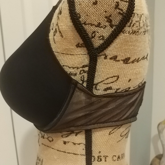 Victoria secrets PLUNGE, Bra, lace back, halter - Picture 5 of 5